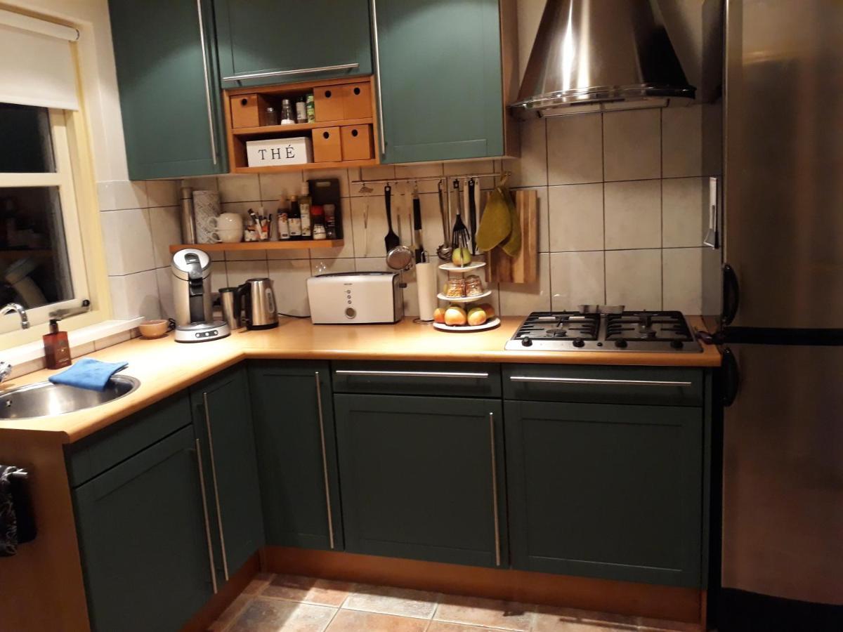 Vakantiehuisje Achter Odiliapeel Exteriör bild