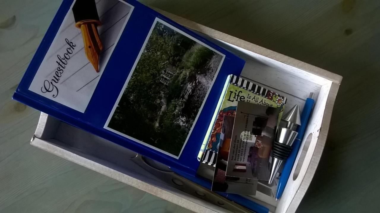 Vakantiehuisje Achter Odiliapeel Exteriör bild