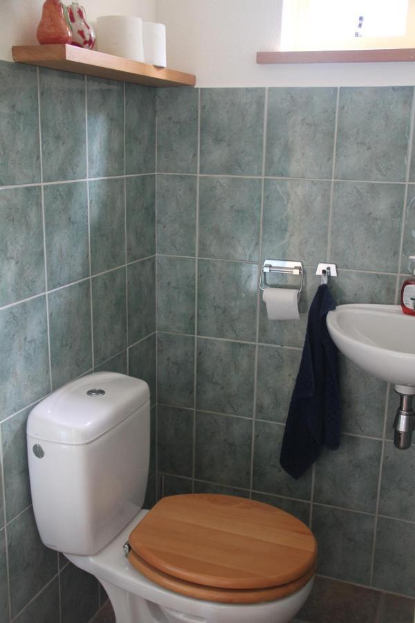 Vakantiehuisje Achter Odiliapeel Exteriör bild