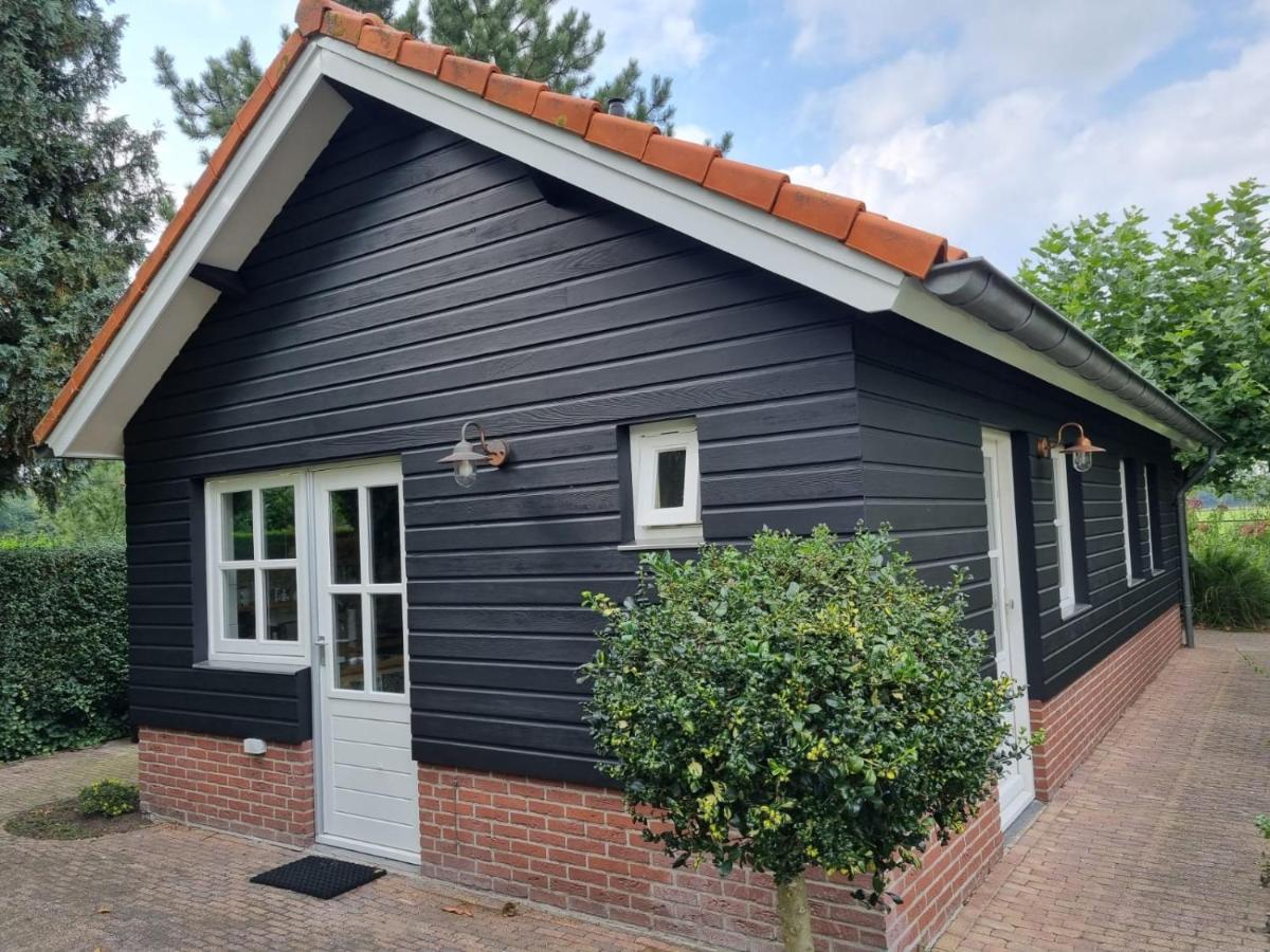 Vakantiehuisje Achter Odiliapeel Exteriör bild